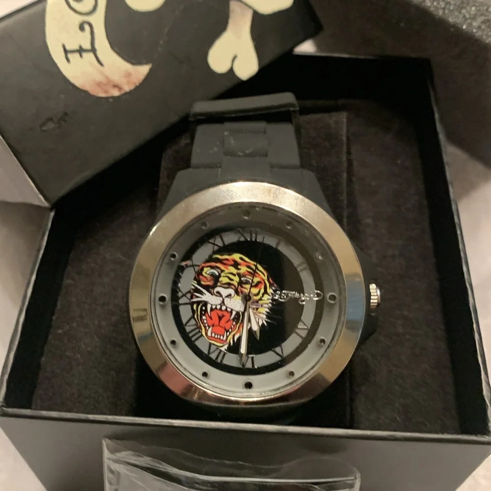 Ed Hardy Black/Silver Quartz Tiger Watch NEW Waterproof (30 meters) Measures sec